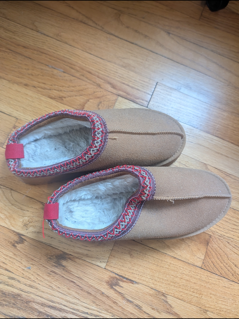 Women's Size 9 Shop Talulah Faux-Suede Cozy Slippers in Tan with Red Trim
